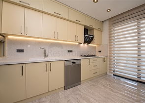 Пентхаус 3+1 в центре Алании с потрясающими видовыми характеристиками