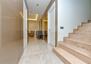 Пентхаус 3+1 в центре Алании с потрясающими видовыми характеристиками