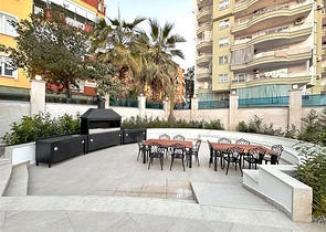 Пентхаус 3+1 в центре Алании с потрясающими видовыми характеристиками