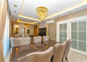 Пентхаус 3+1 в центре Алании с потрясающими видовыми характеристиками