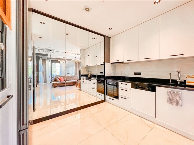 Просторная квартира 3+1 в новом комплексе с полной инфраструктурой 