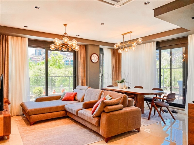 Просторная квартира 3+1 в новом комплексе с полной инфраструктурой 