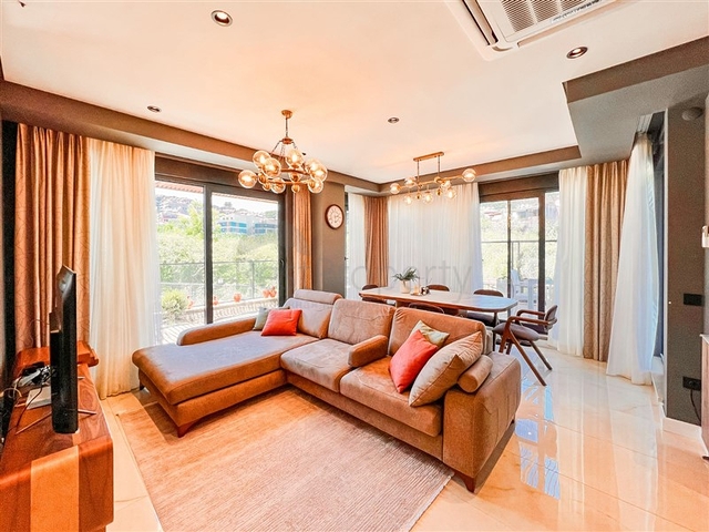 Просторная квартира 3+1 в новом комплексе с полной инфраструктурой 