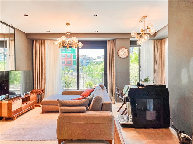 Просторная квартира 3+1 в новом комплексе с полной инфраструктурой 