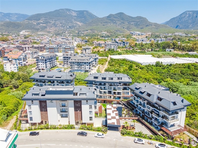 Просторная квартира 3+1 в новом комплексе с полной инфраструктурой 