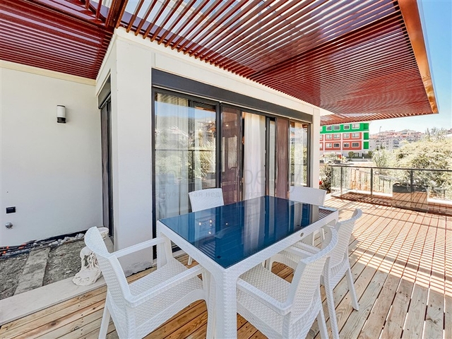 Просторная квартира 3+1 в новом комплексе с полной инфраструктурой 