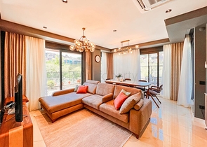 Просторная квартира 3+1 в новом комплексе с полной инфраструктурой 