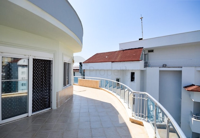 Апартаменты 4+1 в 50 метрах от Средиземного моря