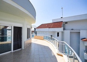 Апартаменты 4+1 в 50 метрах от Средиземного моря