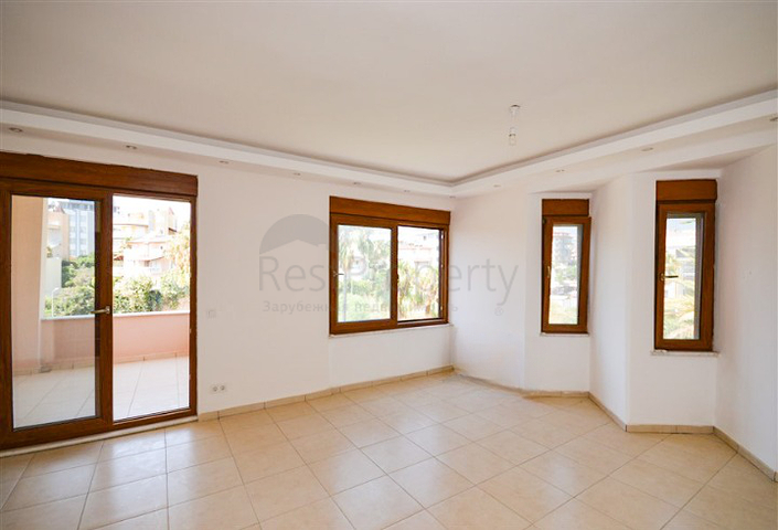 Вилла в сите 3+1 с отдельной кухней и видом на горы и море в районе Кестель