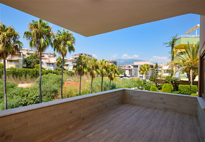 Вилла в сите 3+1 с отдельной кухней и видом на горы и море в районе Кестель