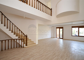 Вилла в сите 3+1 с отдельной кухней и видом на горы и море в районе Кестель