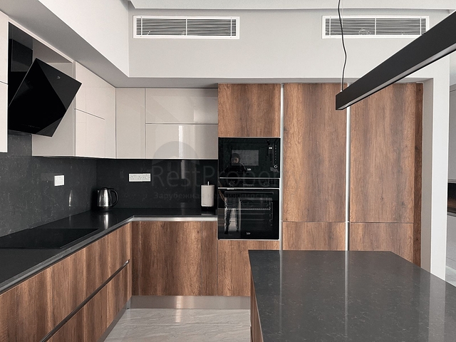 Вилла с индивидуальным дизайн проектом в районе Искеле