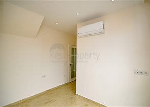 Квартира пентхаус планировки 2+1 в районе Клеопатра