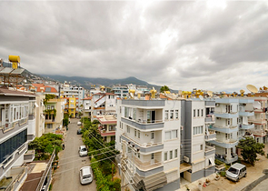 Квартира пентхаус планировки 2+1 в районе Клеопатра