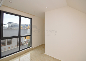 Квартира пентхаус планировки 2+1 в районе Клеопатра