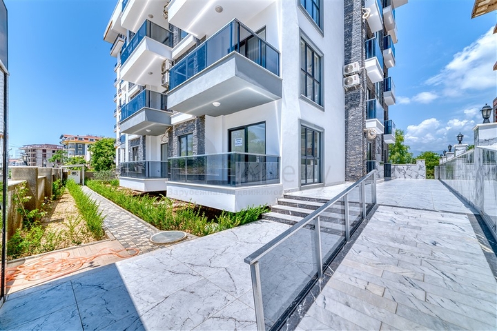 Квартира 1+1 в новом комплексе Махмутлара