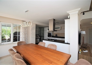 Меблированная отдельностоящая вилла 4+1 в районе Тепе