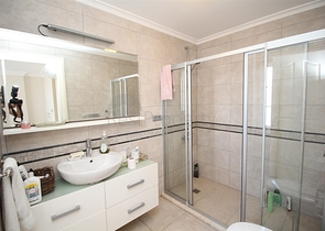 Меблированная отдельностоящая вилла 4+1 в районе Тепе