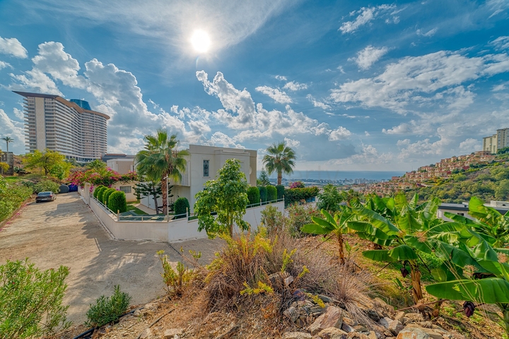 Частная вилла 4+1 с панорамными видами в районе Каргыджак