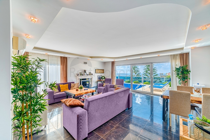 Частная вилла 4+1 с панорамными видами в районе Каргыджак