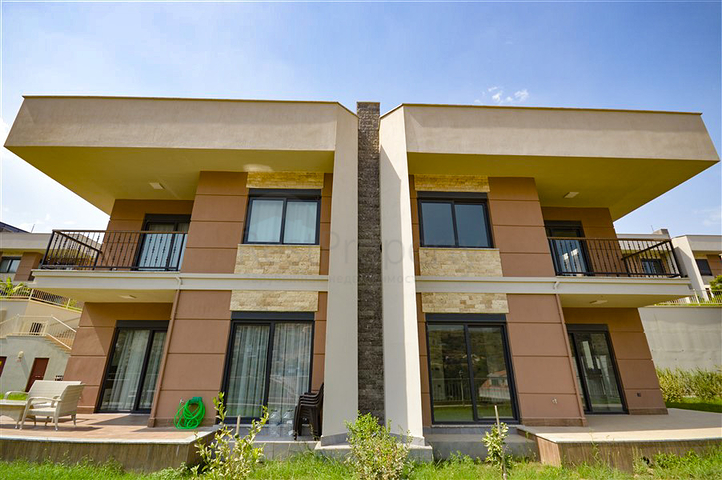 Современная и новая вилла планировкой 3+1 в районе Каргыджак