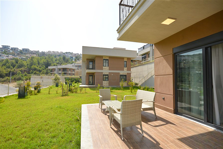 Современная и новая вилла планировкой 3+1 в районе Каргыджак