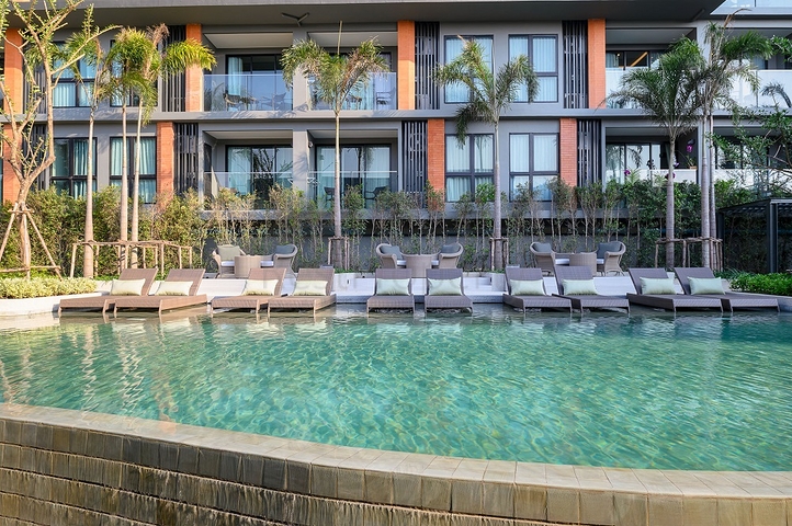 Жилой комплекс отельного типа у пляжа Сурин