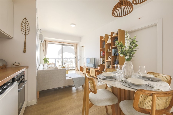 Комплекс на завершающей стадии строительства в 150 метрах от моря