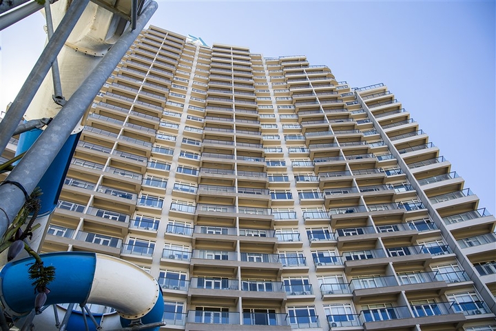 Готовый жилой комплекс на первой береговой линии в Эрдемли