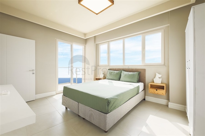 Готовый жилой комплекс на первой береговой линии в Эрдемли