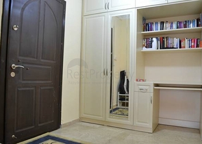 Квартира с мебелью в хорошем комплексе в Махмутларе в аренду