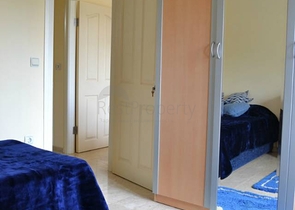 Квартира с мебелью в хорошем комплексе в Махмутларе в аренду