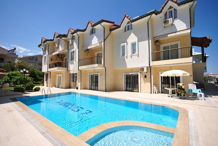 Просторная 3+1 в центре Кемера по разумной цене