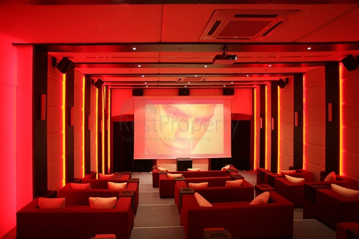 Просторные апартаменты с мебелью и техникой