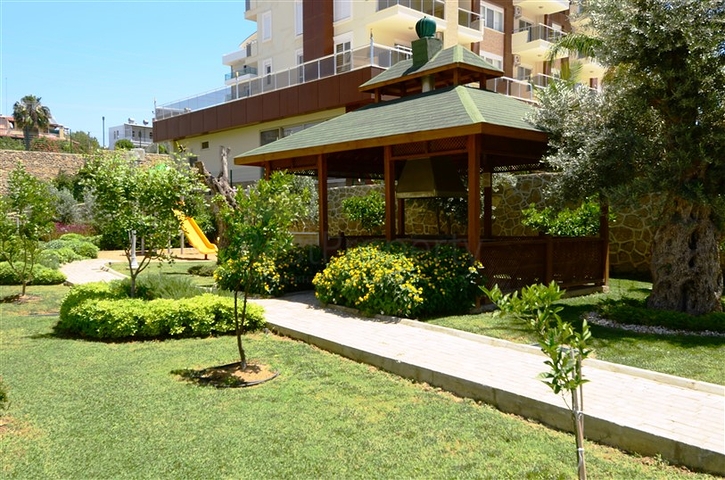 Апартаменты с видом на бассейн в Орион 2