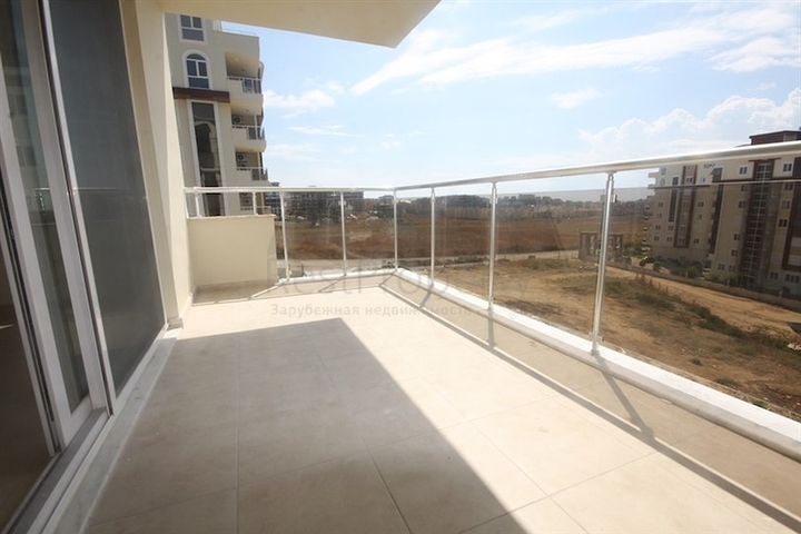 Апартаменты с видом на бассейн в Орион 2