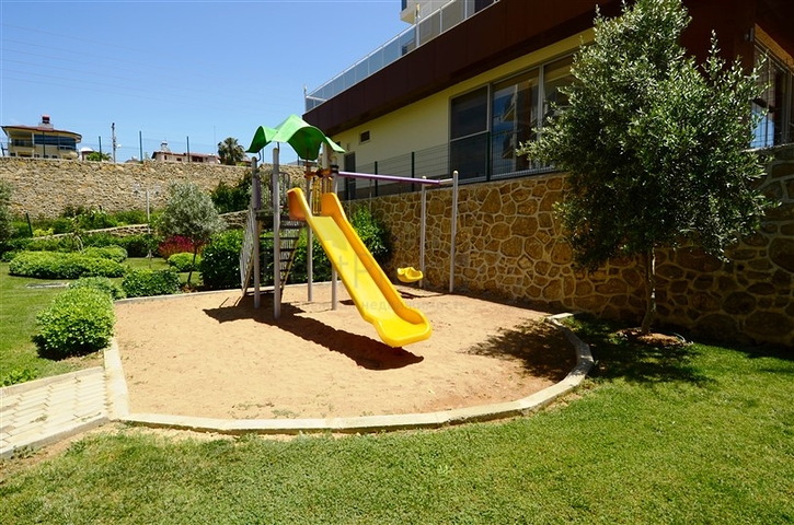 Апартаменты с видом на бассейн в Орион 2