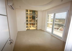 Апартаменты с видом на бассейн в Орион 2