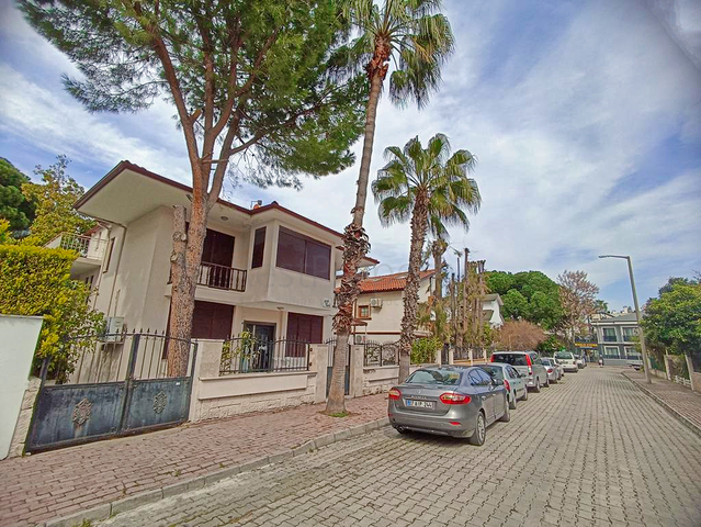 Вилла планировки 5+1 в районе Кемер - Анталия 