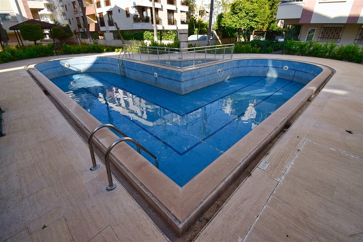 Квартира планировки 5+1 дуплекс в районе Мейданкавагы - Анталия 