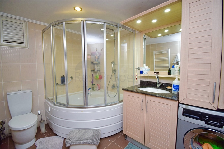 Квартира планировки 5+1 дуплекс в районе Мейданкавагы - Анталия 