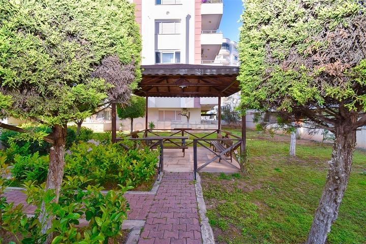 Квартира планировки 5+1 дуплекс в районе Мейданкавагы - Анталия 