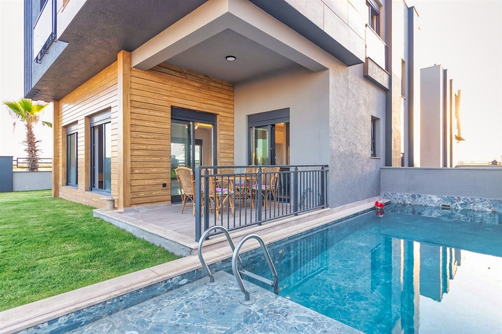 Виллы планировки 5+1 в районе Дошемеалты - Анталия