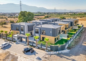 Виллы планировки 5+1 в районе Дошемеалты - Анталия