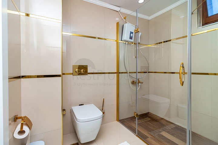 Квартира планировки 3+1 в микрорайоне Варлык - Анталия