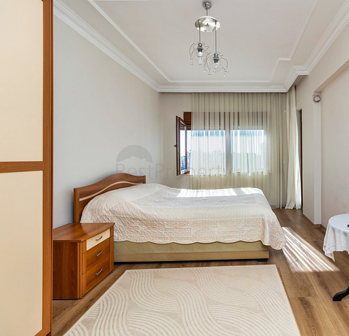 Квартира планировки 3+1 в микрорайоне Варлык - Анталия