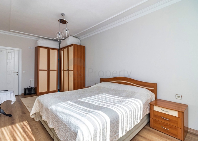 Квартира планировки 3+1 в микрорайоне Варлык - Анталия