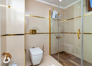 Квартира планировки 3+1 в микрорайоне Варлык - Анталия