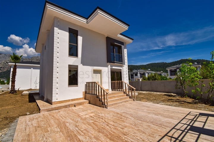 Виллы планировки 4+1 в районе Кемер - Анталия 